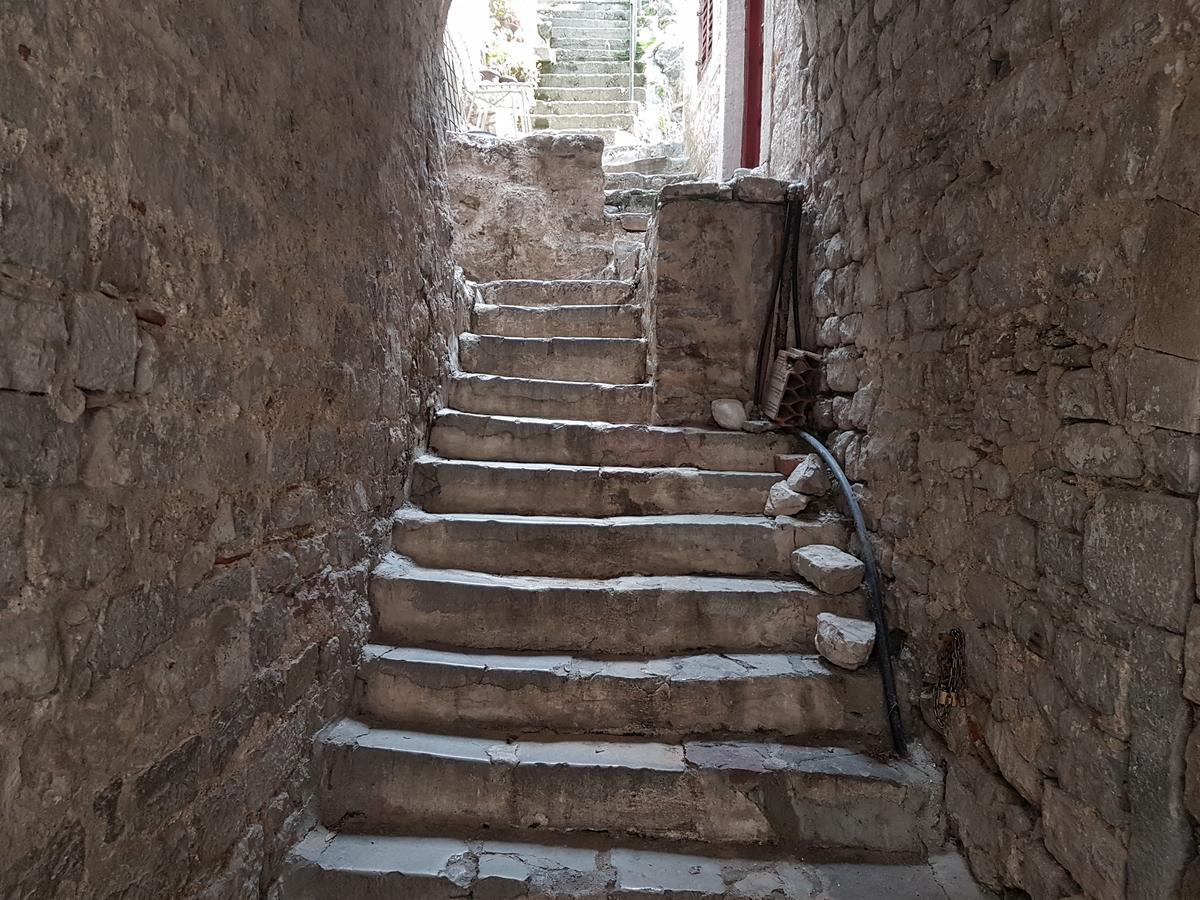 Lovely Studio In Kotor Apartment Exterior photo